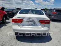 2017 Jaguar XE photo