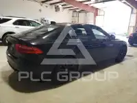 2017 Jaguar XE photo