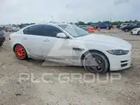 2017 Jaguar XE фото