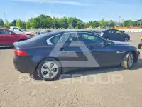 2017 Jaguar XE фото