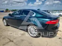 2017 Jaguar XE photo