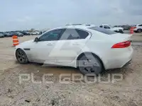 2017 Jaguar XE фото