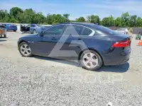 2017 Jaguar XE фото