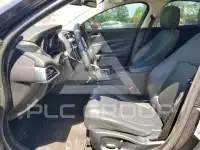 2017 Jaguar XE фото