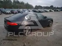 2017 Jaguar XE фото