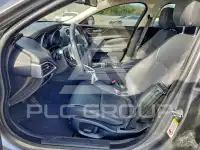 2017 Jaguar XE фото