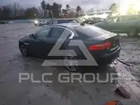 2017 Jaguar XE фото