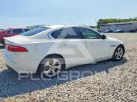 2017 Jaguar XE фото