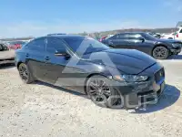 2017 Jaguar XE фото