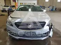 2017 Buick LACROSSE фото