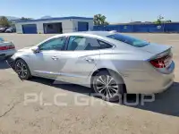 2017 Buick LACROSSE photo