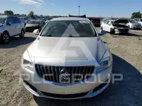 2017 Buick REGAL photo