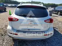 2017 Infinity QX50 photo