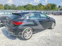 2017 Infinity QX30 фото