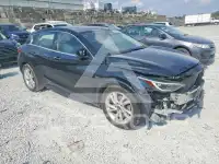 2017 Infinity QX30 фото