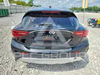 2017 Infinity QX30 фото