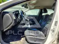 2017 Infinity QX30 photo