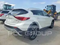 2017 Infinity QX30 фото