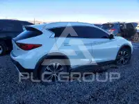 2017 Infinity QX30 photo