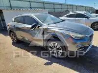 2017 Infinity QX30 photo