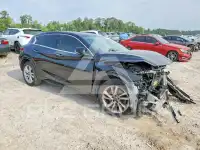 2017 Infinity QX30 photo