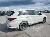 2017 Infinity QX60 photo