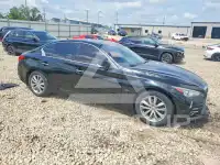 2017 Infinity Q50 photo