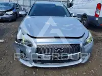 2017 Infinity Q50 фото