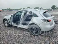 2017 Infinity QX70 фото