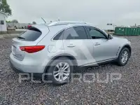 2017 Infinity QX70 фото