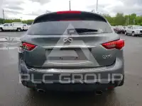 2017 Infinity QX70 photo