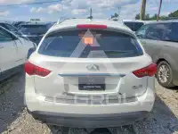 2017 Infinity QX70 фото