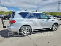 2017 Infinity QX80 photo