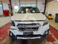 2017 Subaru Outback photo