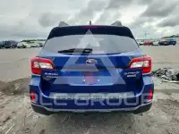 2017 Subaru Outback photo