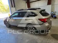 2017 Subaru Outback photo