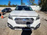 2017 Subaru Outback photo