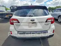 2017 Subaru Outback photo