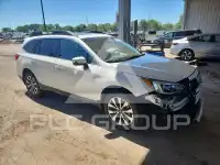 2017 Subaru Outback photo