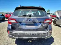 2017 Subaru Outback photo