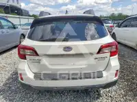2017 Subaru Outback photo