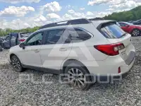 2017 Subaru Outback photo