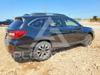 2017 Subaru Outback photo