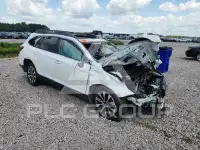 2017 Subaru Outback photo