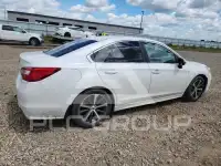 2017 Subaru Legacy photo