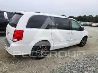 2017 Dodge CARAVAN фото