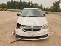 2017 Dodge CARAVAN фото