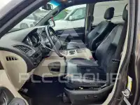 2017 Dodge CARAVAN photo