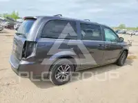 2017 Dodge CARAVAN photo
