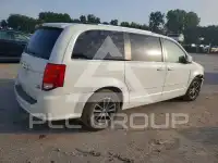 2017 Dodge CARAVAN фото